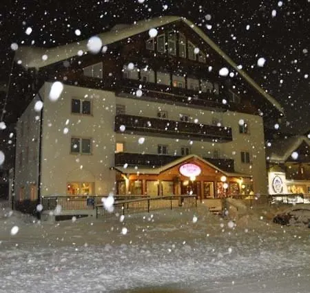 Sciatori 3* Passo del Tonale
