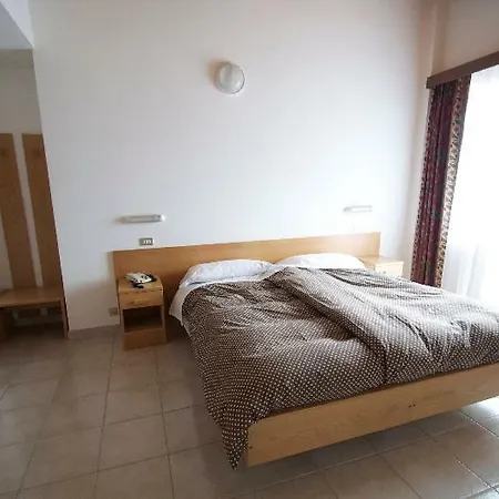 Hotel Sciatori Passo del Tonale